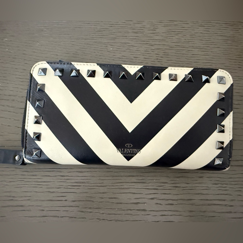 Valentino Chevron Black and Cream Wallet